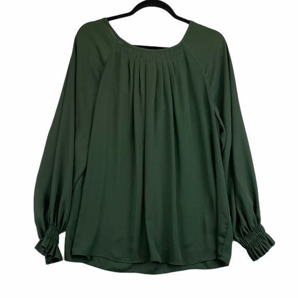 Banana Republic Tops - Banana Republic Forest Green Keyhole Blouse